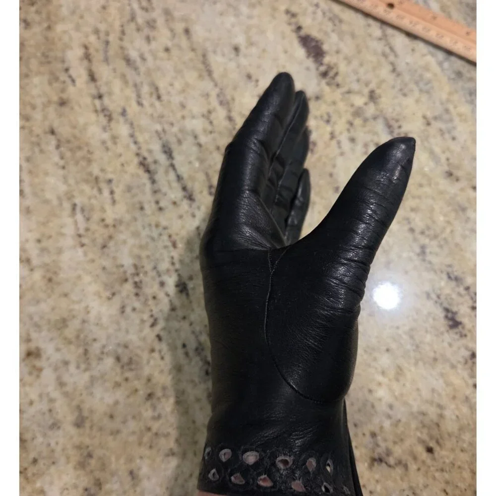 Vintage Womens Size M Black Leather Formal 8